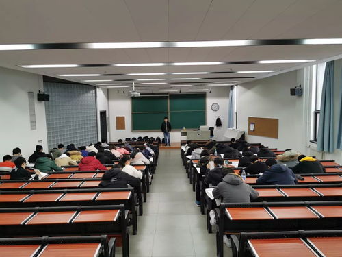 人机融合智能 架构未来新型智能文明的技术疆界与人文追问